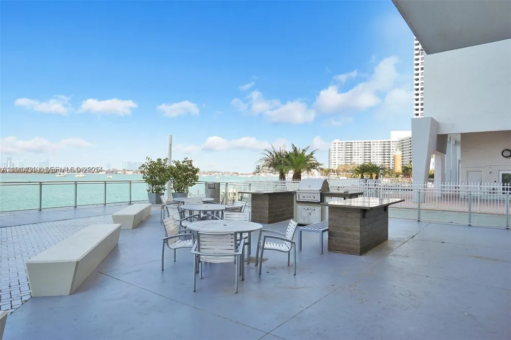 1200 West Ave #1503 Miami Beach, FL 33139