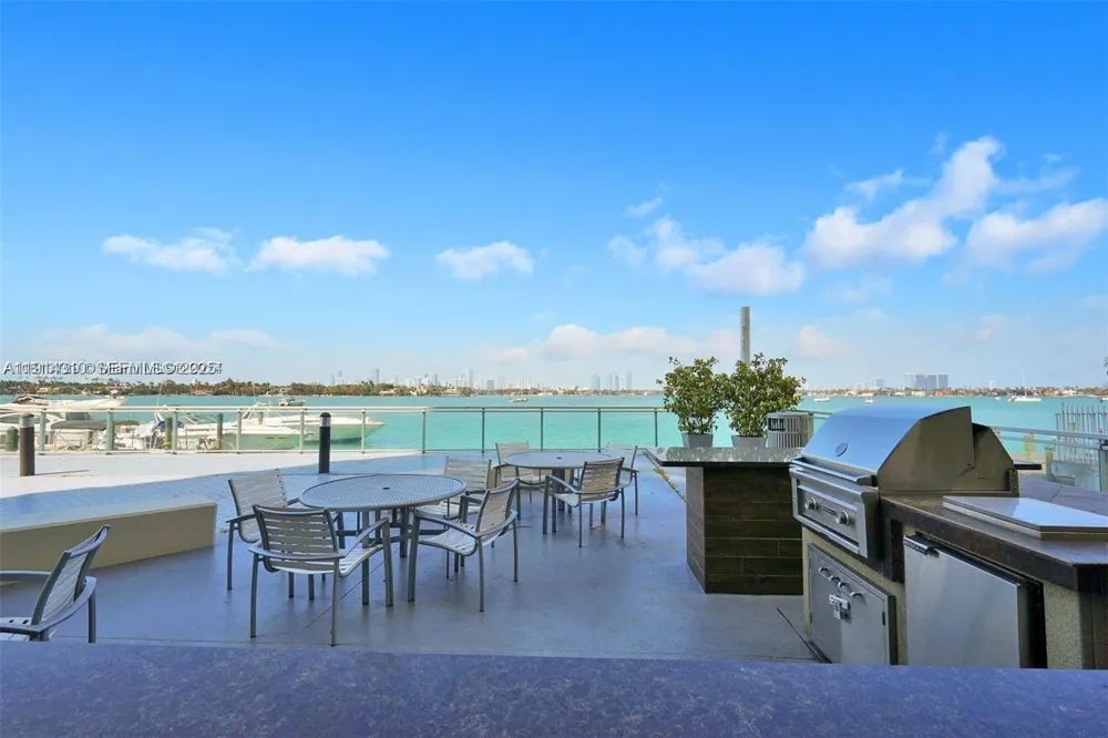 1200 West Ave #1503 Miami Beach, FL 33139