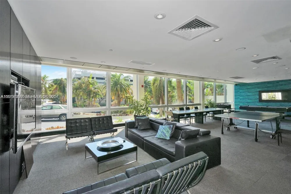 1200 West Ave #1503 Miami Beach, FL 33139