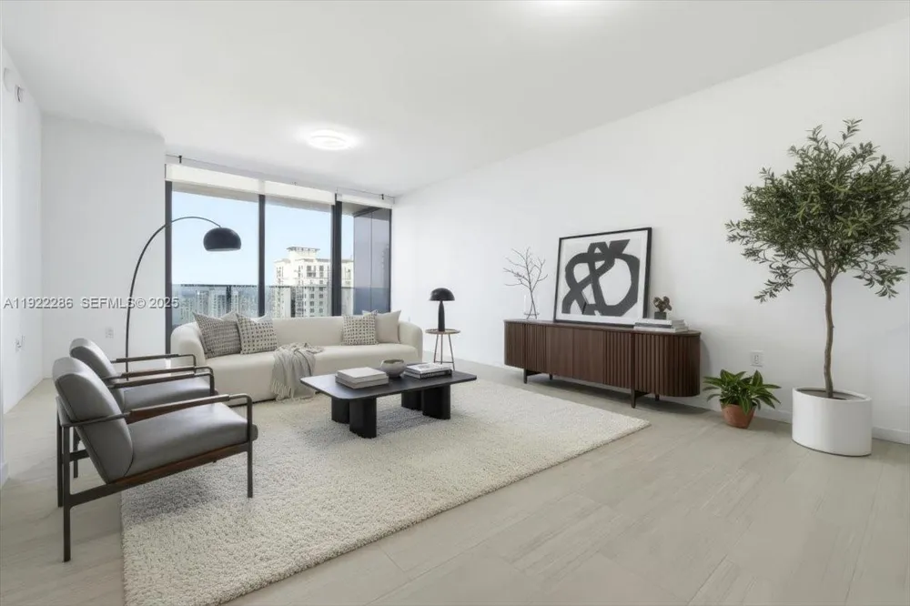 1000 Brickell Plz #3211 Miami, FL 33131