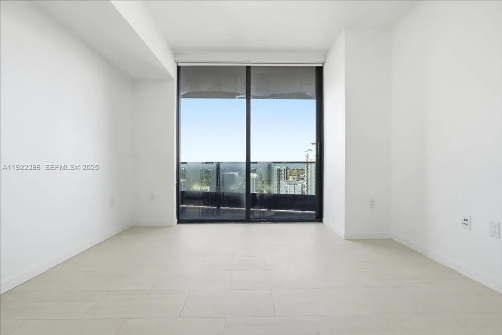 1000 Brickell Plz #3211 Miami, FL 33131