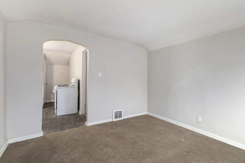 4618 Alter Road Detroit, MI 48215