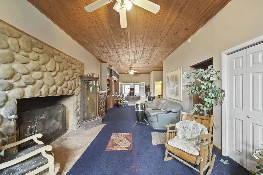 270 Wood Hills Drive Concord, MI 49237