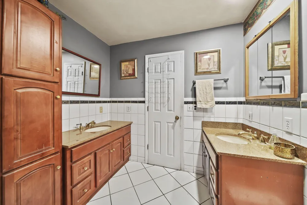 270 Wood Hills Drive Concord, MI 49237
