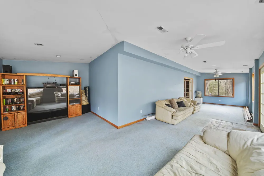 270 Wood Hills Drive Concord, MI 49237