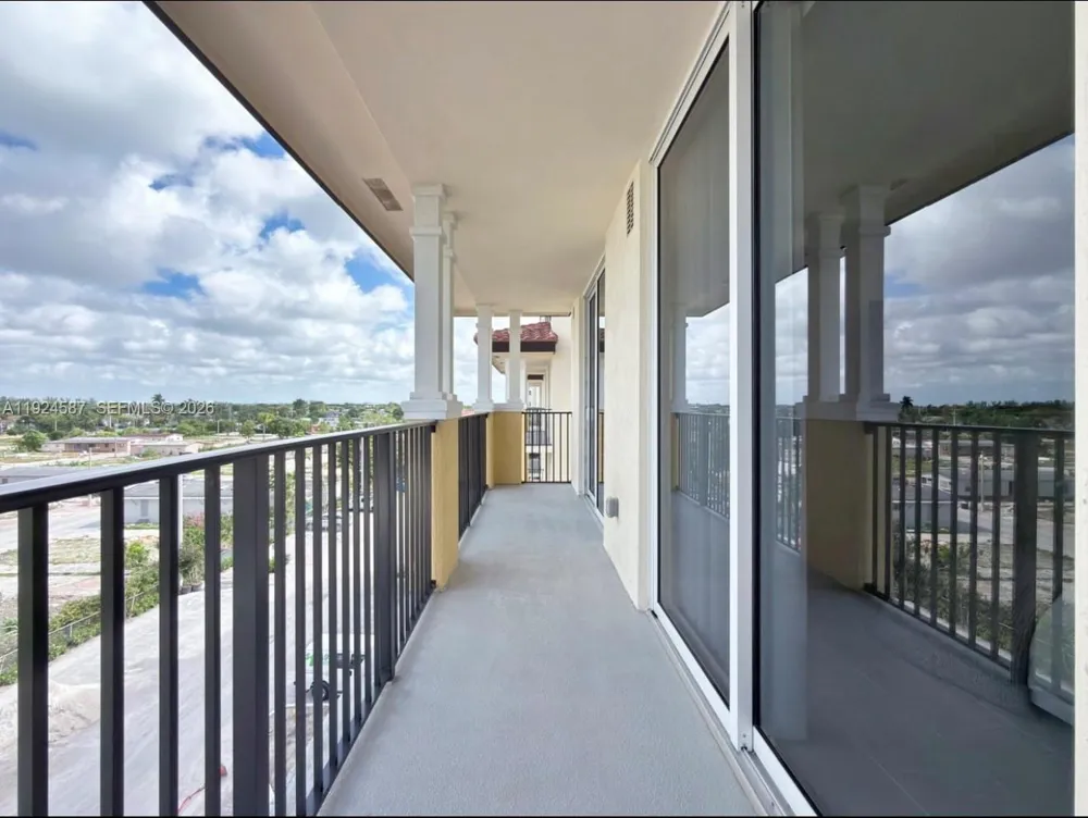 11239 NW 4th Ter #205 Sweetwater, FL 33172