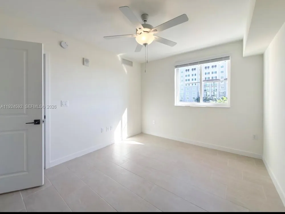 11239 NW 4th Ter #610 Sweetwater, FL 33172