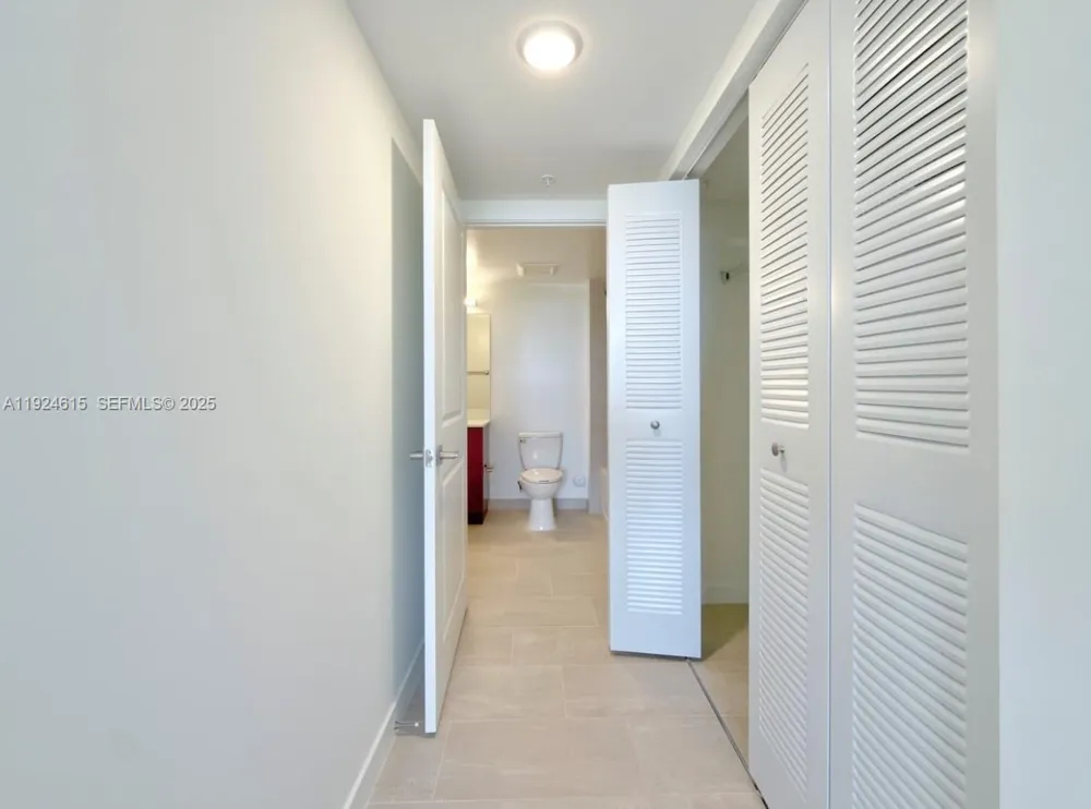 11239 NW 4th Ter #305 Sweetwater, FL 33172