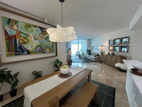 9055 SW 73 CT #809