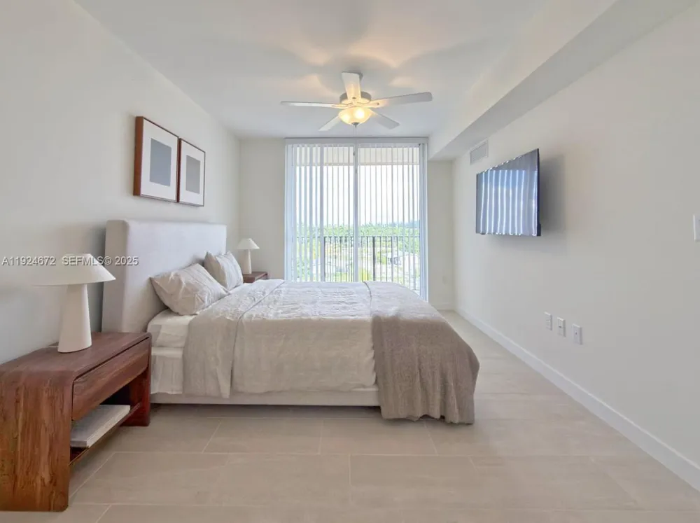 11239 NW 4th Ter #1 Sweetwater, FL 33172