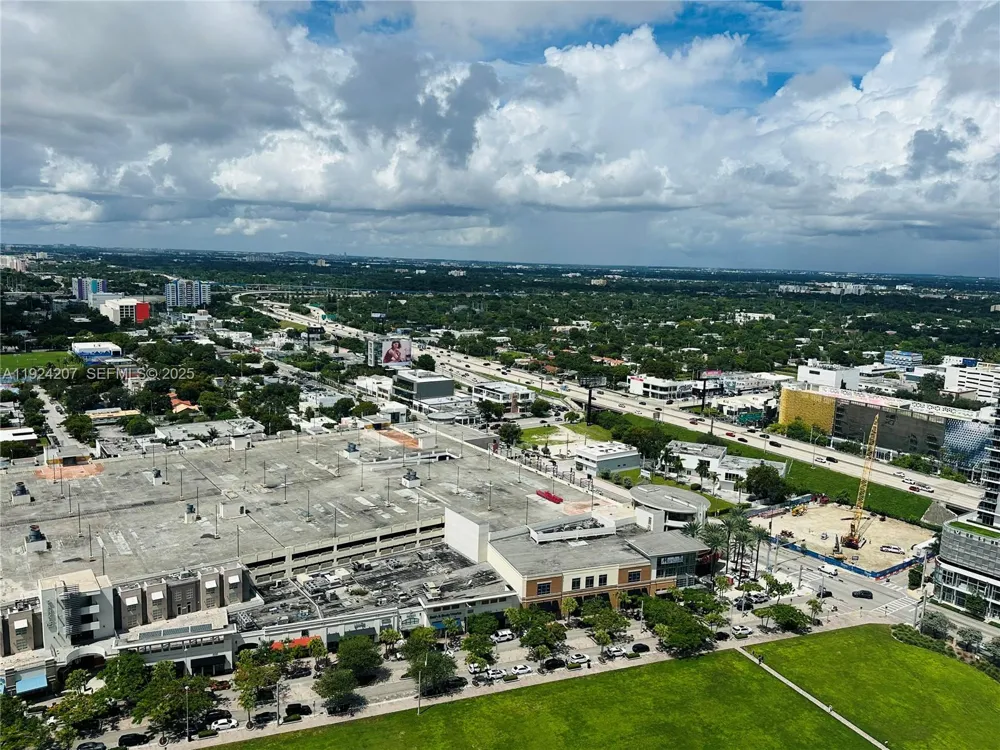 121 NE 34th St #3014 Miami, FL 33137