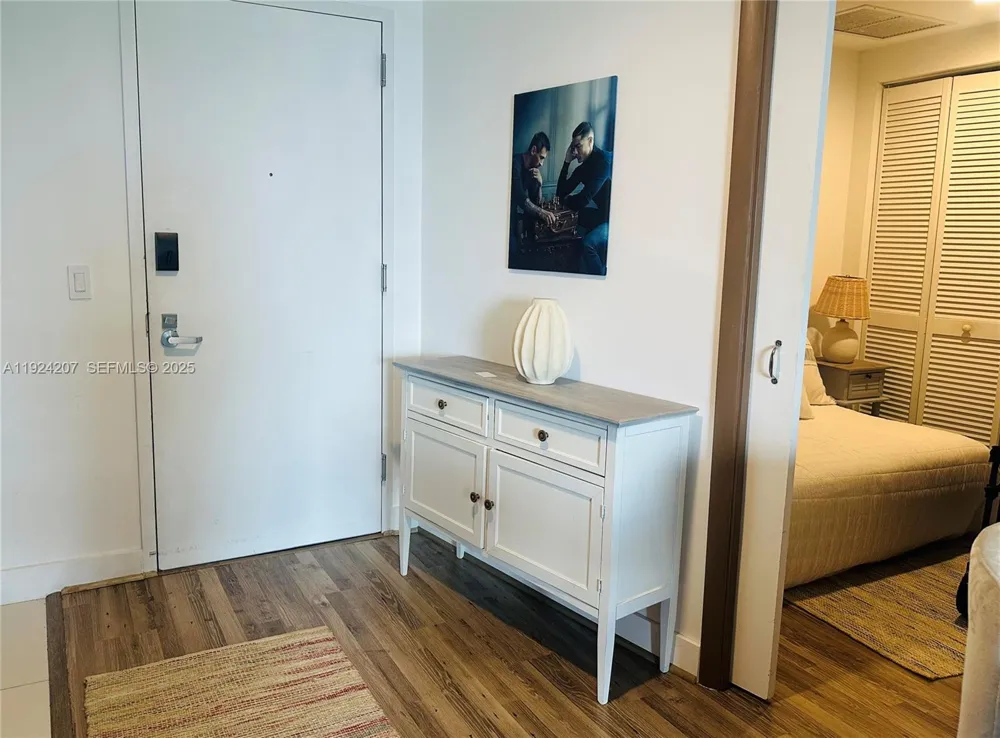 121 NE 34th St #3014 Miami, FL 33137