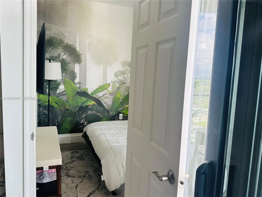 121 NE 34th St #3014 Miami, FL 33137