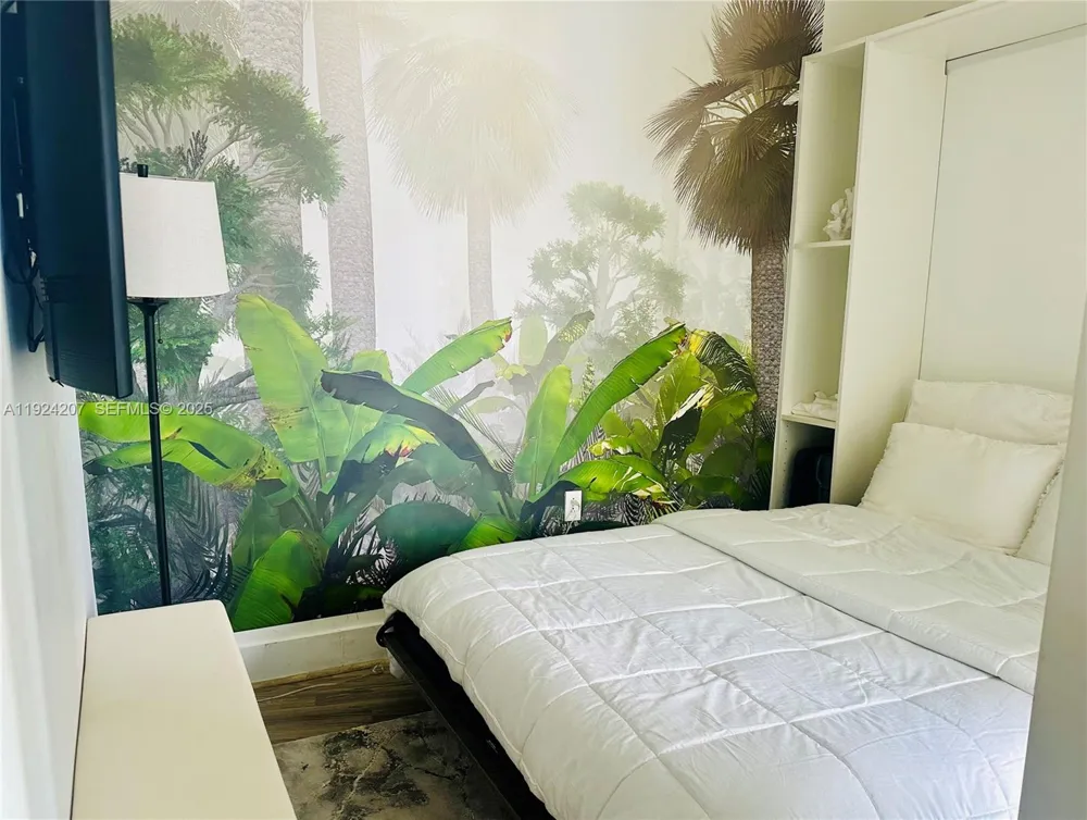 121 NE 34th St #3014 Miami, FL 33137