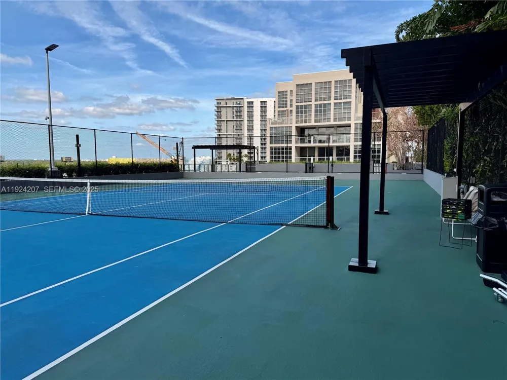 121 NE 34th St #3014 Miami, FL 33137