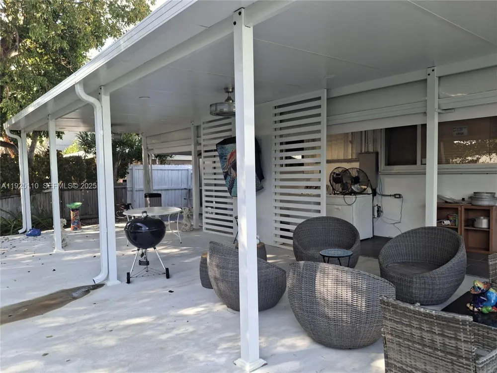 29 Bonefish Ave Key Largo, FL 33037