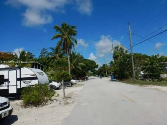 29 Bonefish Ave Key Largo, FL 33037