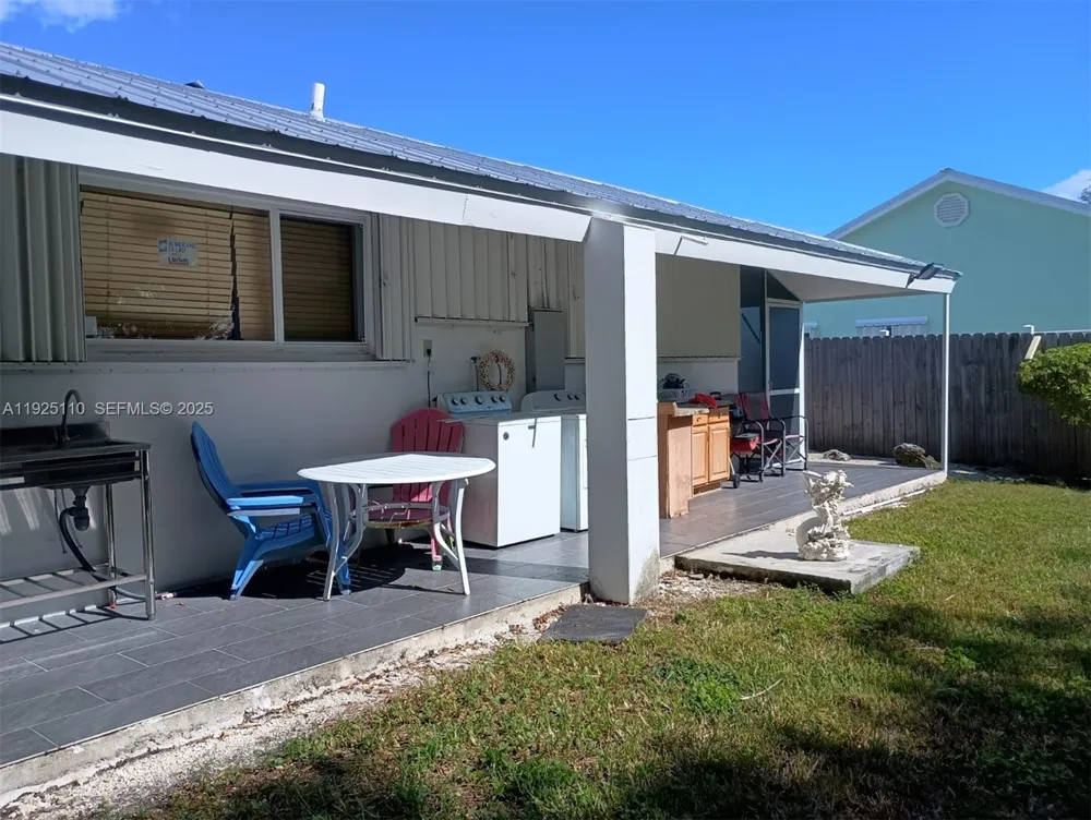 29 Bonefish Ave Key Largo, FL 33037