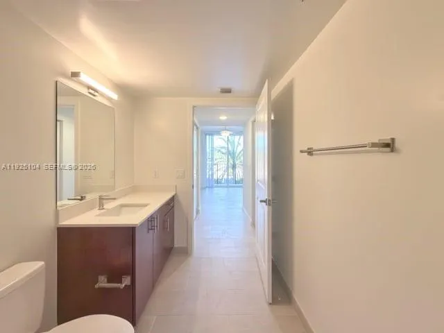 11239 NW 4th Ter #204 Sweetwater, FL 33172