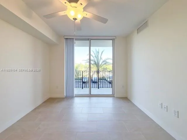 11239 NW 4th Ter #204 Sweetwater, FL 33172