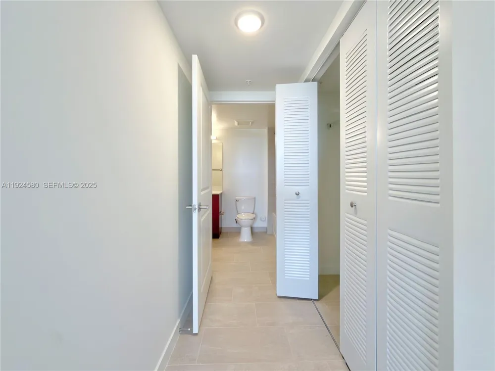 11239 NW 4th Ter #A1.20 Sweetwater, FL 33172