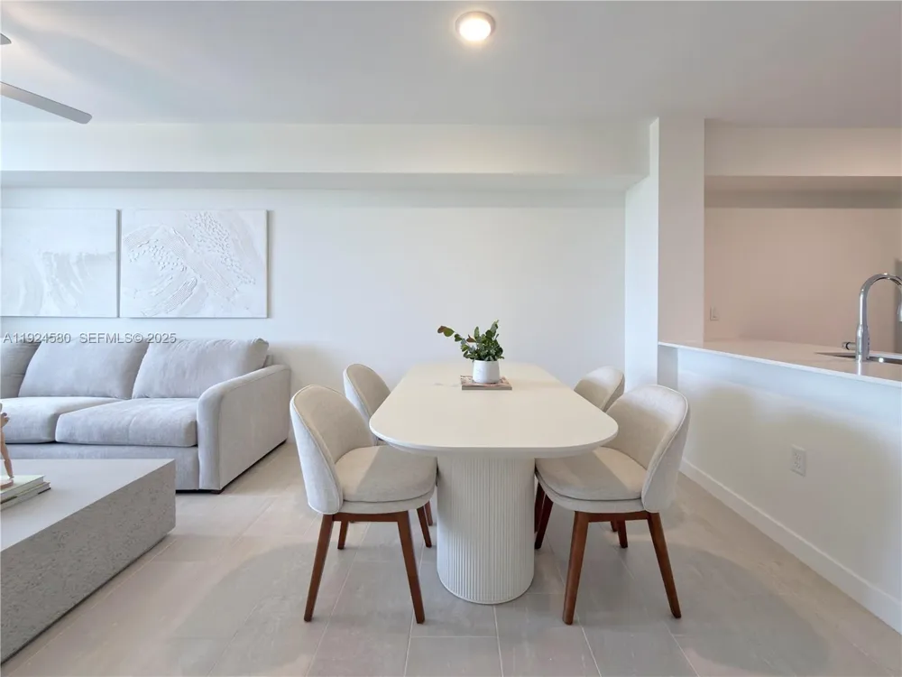 11239 NW 4th Ter #A1.20 Sweetwater, FL 33172