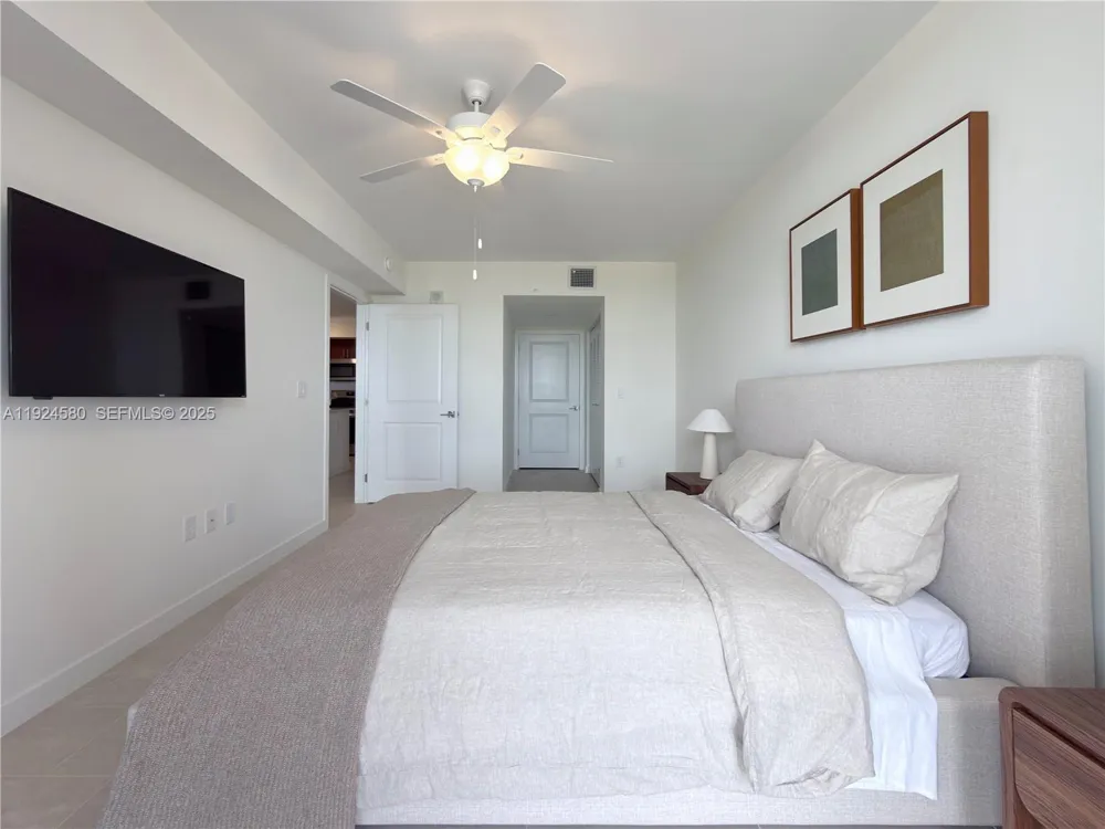 11239 NW 4th Ter #A1.20 Sweetwater, FL 33172