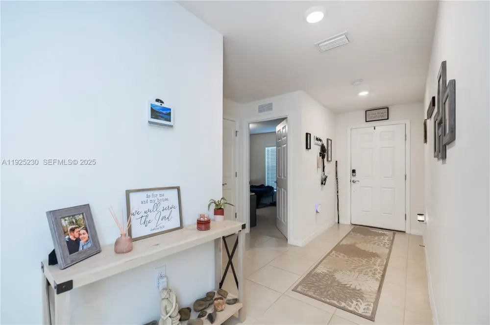 6058 S Moss Circle La Belle, FL 33935