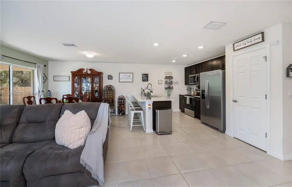 6058 S Moss Circle La Belle, FL 33935