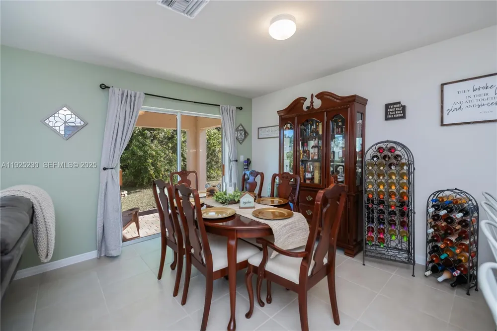 6058 S Moss Circle La Belle, FL 33935