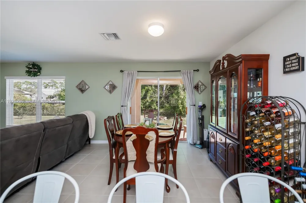 6058 S Moss Circle La Belle, FL 33935