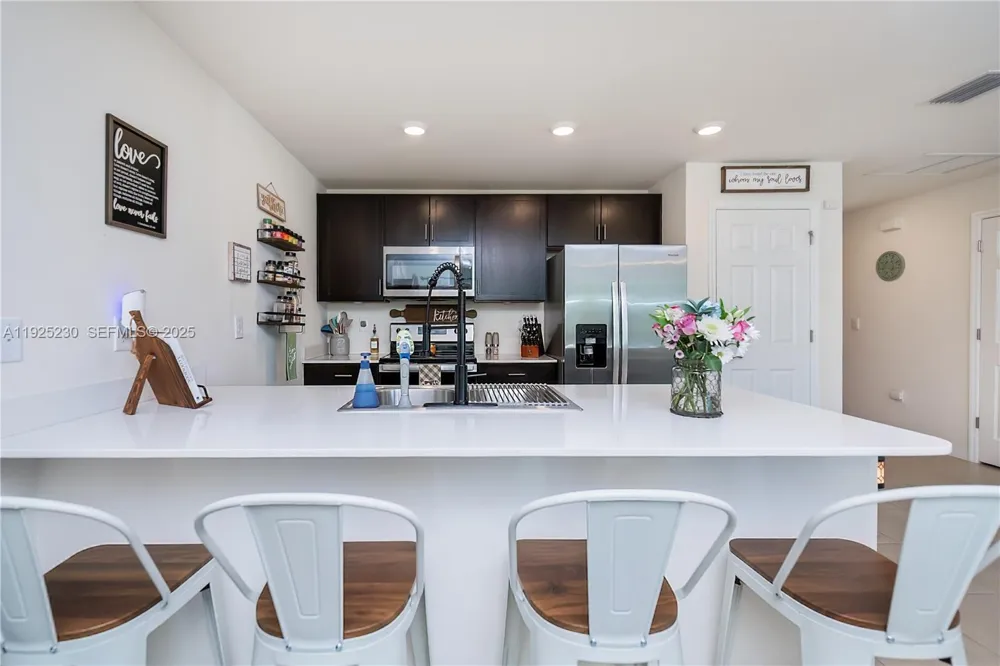 6058 S Moss Circle La Belle, FL 33935
