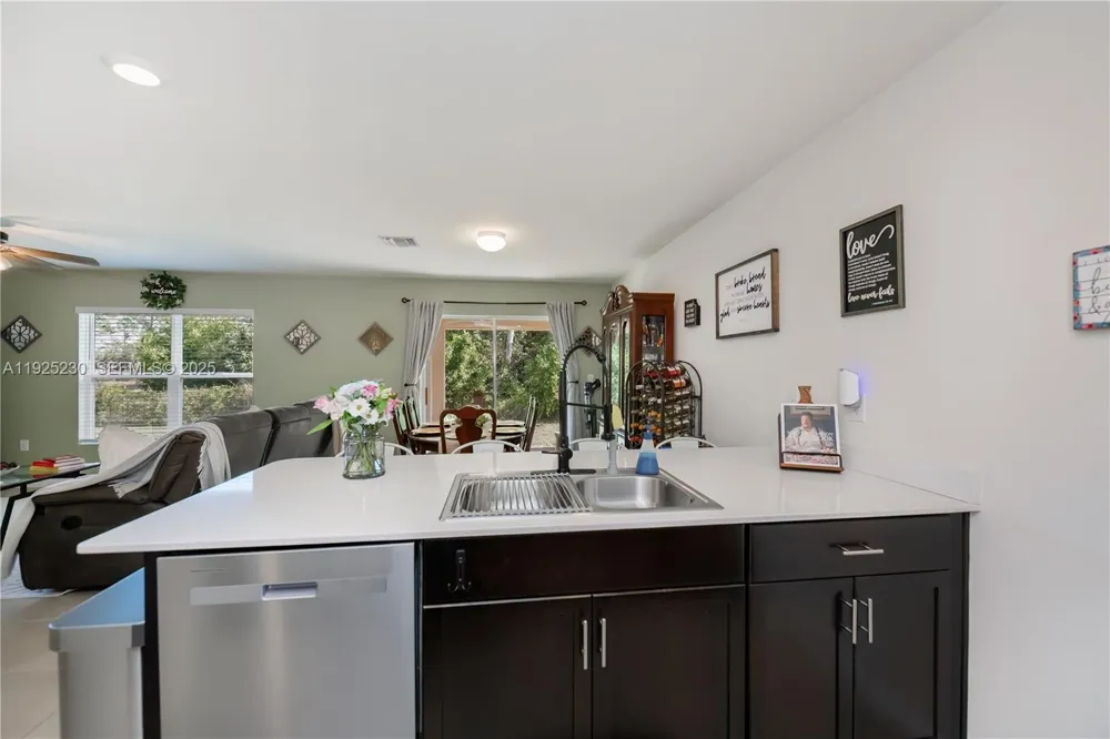 6058 S Moss Circle La Belle, FL 33935