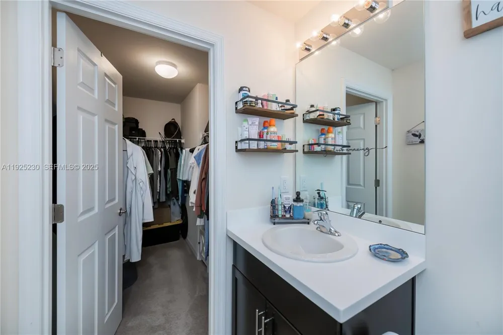6058 S Moss Circle La Belle, FL 33935