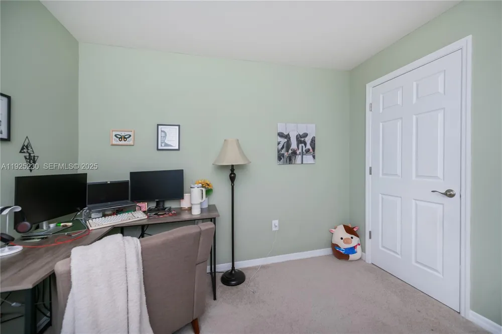 6058 S Moss Circle La Belle, FL 33935
