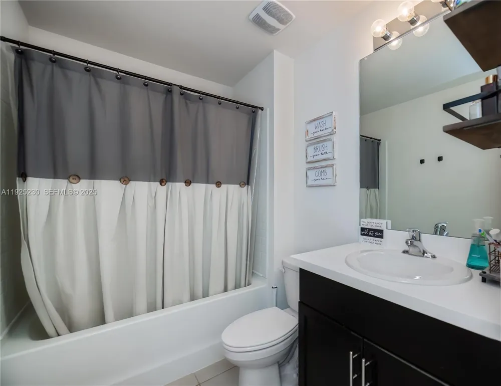 6058 S Moss Circle La Belle, FL 33935