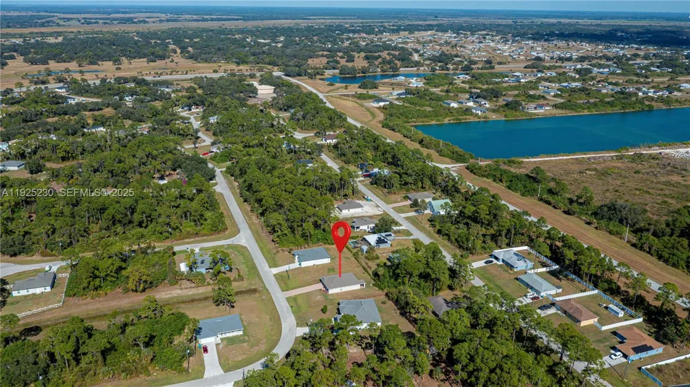 6058 S Moss Circle La Belle, FL 33935