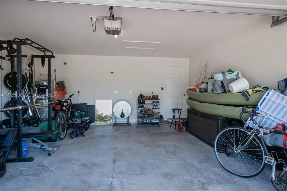 6058 S Moss Circle La Belle, FL 33935