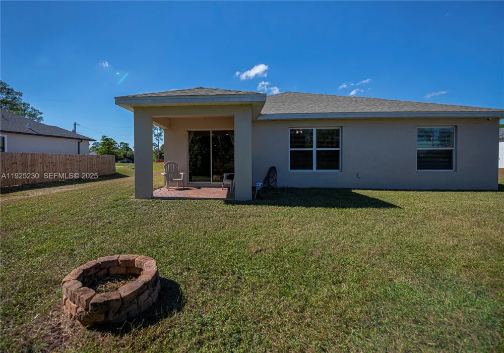 6058 S Moss Circle La Belle, FL 33935