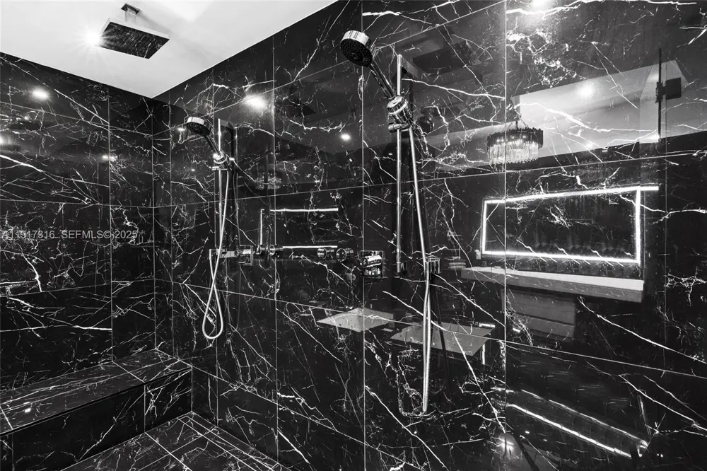 18555 Collins Ave #5501 Sunny Isles Beach, FL 33160