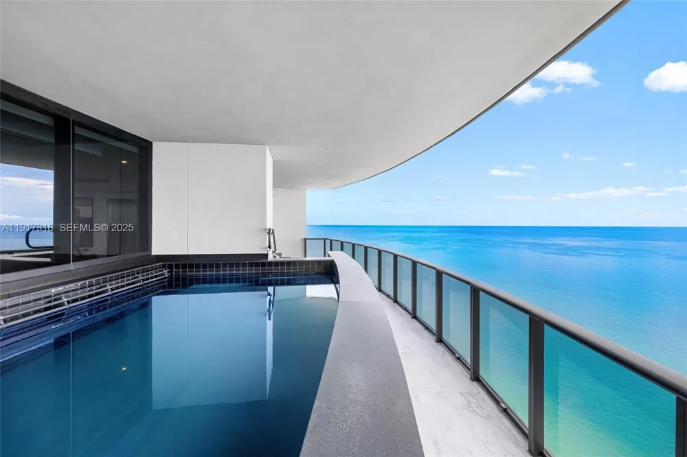 18555 Collins Ave #5501 Sunny Isles Beach, FL 33160
