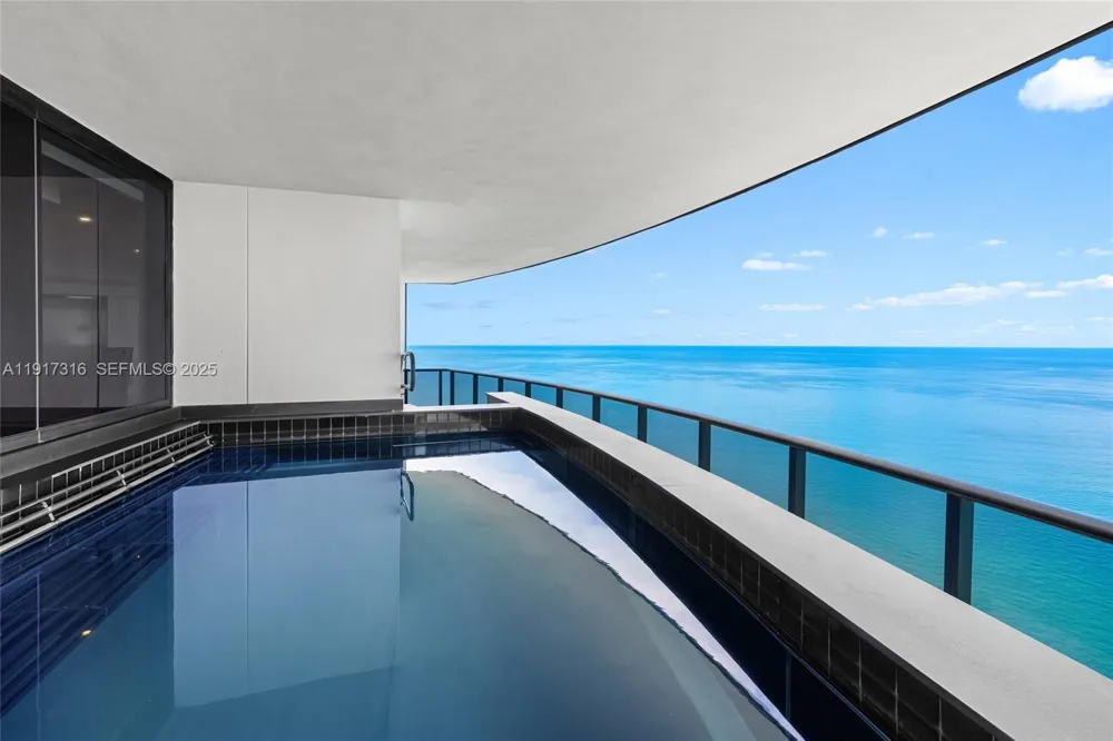 18555 Collins Ave #5501 Sunny Isles Beach, FL 33160