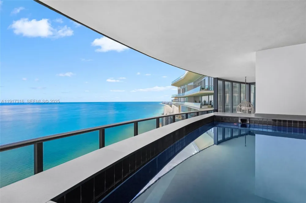18555 Collins Ave #5501 Sunny Isles Beach, FL 33160