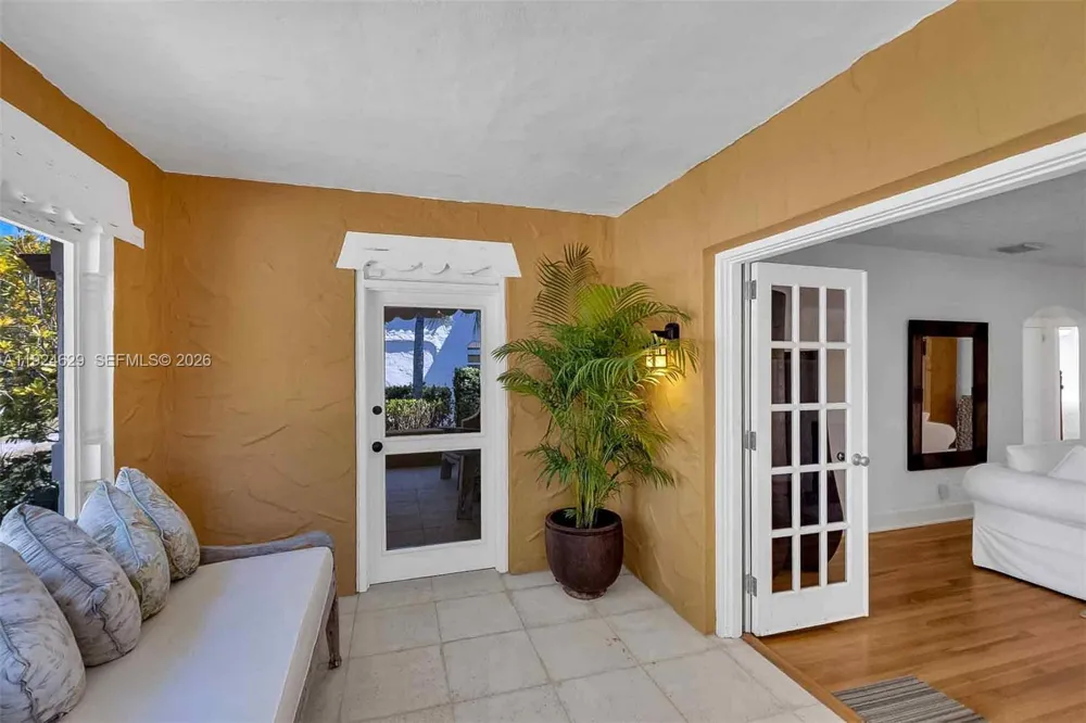 136 NE 101st St Miami Shores, FL 33138