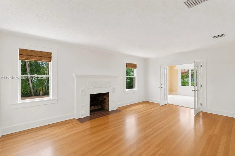 136 NE 101st St Miami Shores, FL 33138