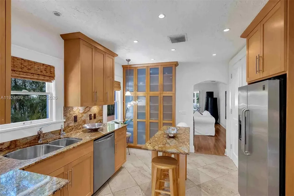 136 NE 101st St Miami Shores, FL 33138