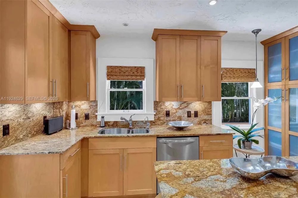 136 NE 101st St Miami Shores, FL 33138