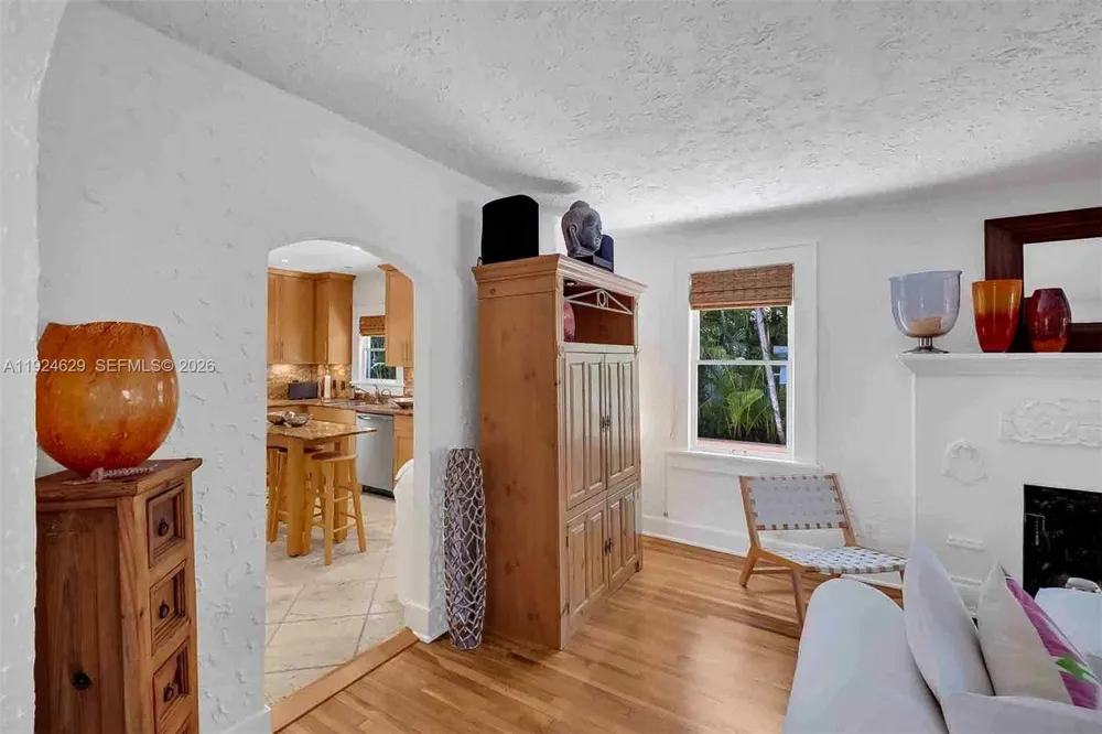 136 NE 101st St Miami Shores, FL 33138