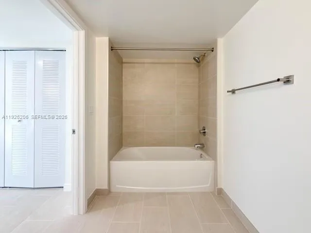 11239 NW 4th Ter #610 Sweetwater, FL 33172