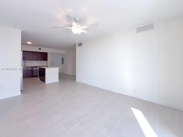 11239 NW 4th Ter #610 Sweetwater, FL 33172